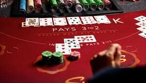 Koleksi permainan slot di mahjong333 termasuk Mahjong Ways, Gates of Olympus, dan Aviator